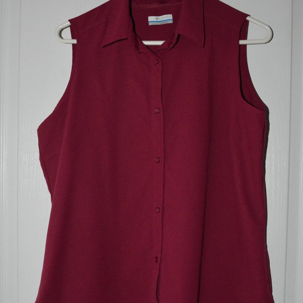 Columbia Sportswear Company sleeveless women front button size Large